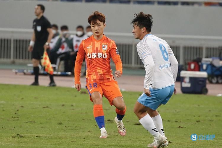 青岛媒体：泰山队最可贵的是深耕青训，一直传递着中国足球的希望
