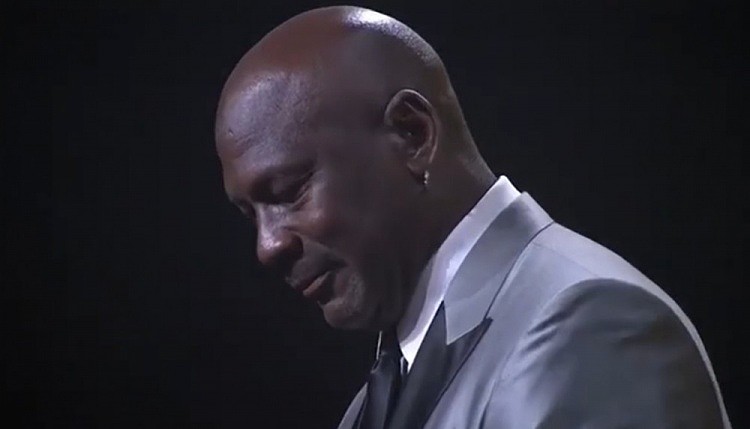 年终盘点之感动瞬间：科比名人堂仪式上MJ落泪 库里吃止疼药打球 - 1