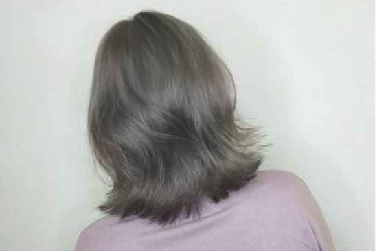 漂发的颜色能保持多久 漂发的时候有灼烧感 - 1