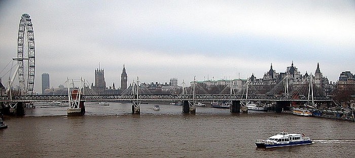 Thames_River_London.jpg