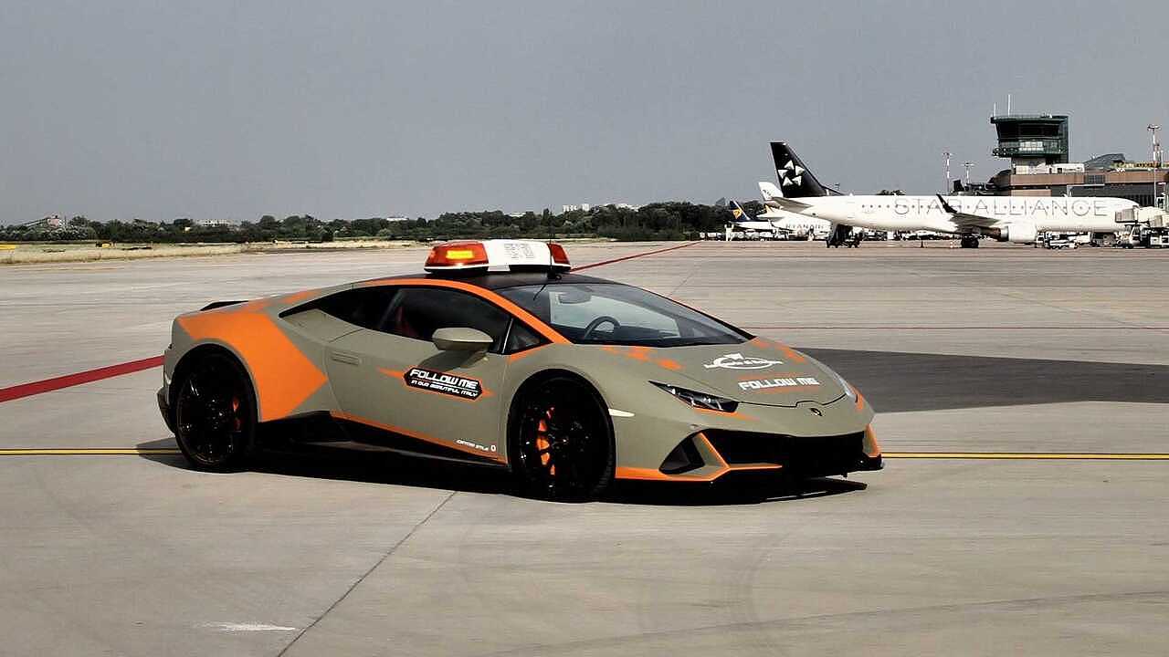 意大利博洛尼亚机场迎来兰博基尼定制款Huracan Evo - 10