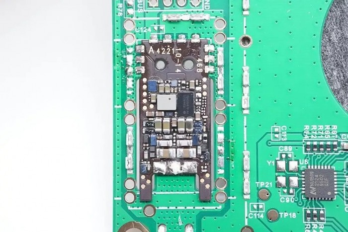 苹果发布USB-C接口手表磁吸无线快充模组 - 6