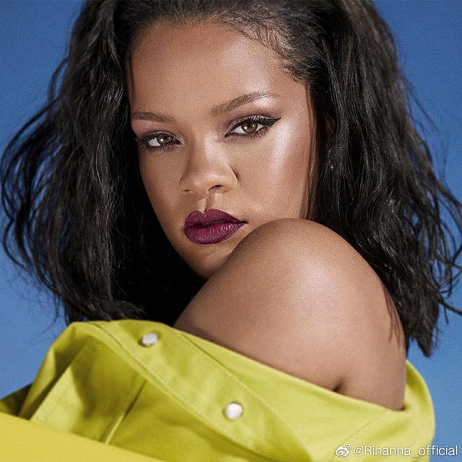 Rihanna成为全球最富有歌手 身价14亿美元 - 6