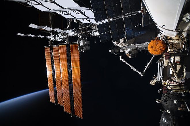NASA：俄罗斯实验舱意外事件不会影响双方合作 - 1