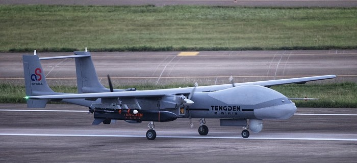 “双尾蝎A”升空 完成国际航展无人机飞行表演首秀 - 4
