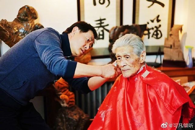 95岁艺术家蓝天野去世，4月前濮存昕曾多方求医，朱军发声悼念 - 4