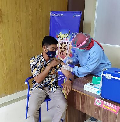 Vaccination-in-Indonesia-394x400.jpg
