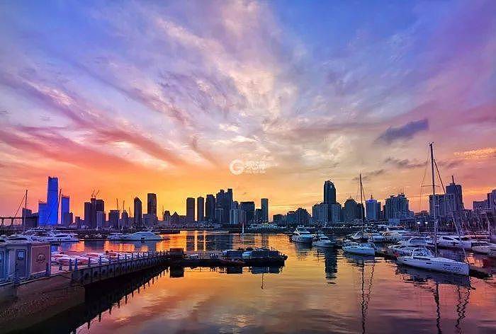 英语新闻｜Splendid sunset glow shines in Qingdao - 1