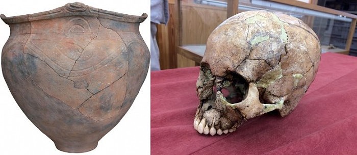 Jomon-Pottery-and-Skull-777x337.jpg