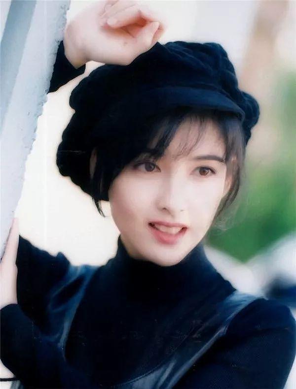 有一种盛世美颜，叫90年代香港女星 - 27