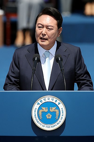 KOREA_The_20th_President_Inauguration_Ceremony_503_(52063146498).jpg