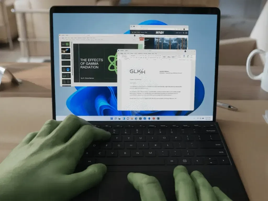 [视频]微软和漫威合作 新视频联动《女浩克》推广Surface Pro 8 - 1