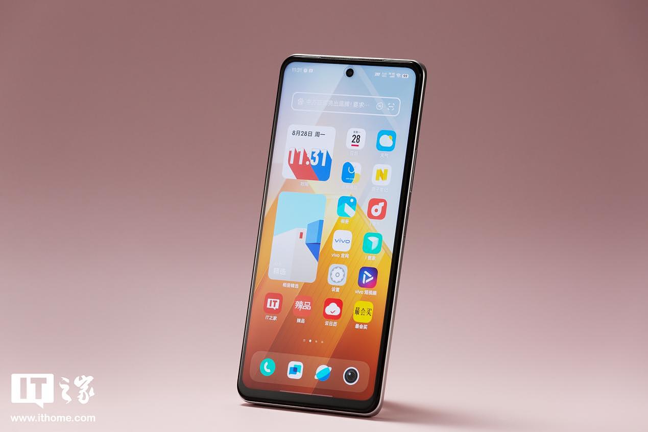 消息称 iQOO Z9 手机有望配备 1.5K OLED 屏、骁龙 7 Gen3 芯片、6000 毫安时电池 - 2
