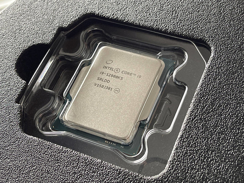 英特尔 i9-12900KS Cinebench 跑分曝光，击败 AMD R9 5950X - 2