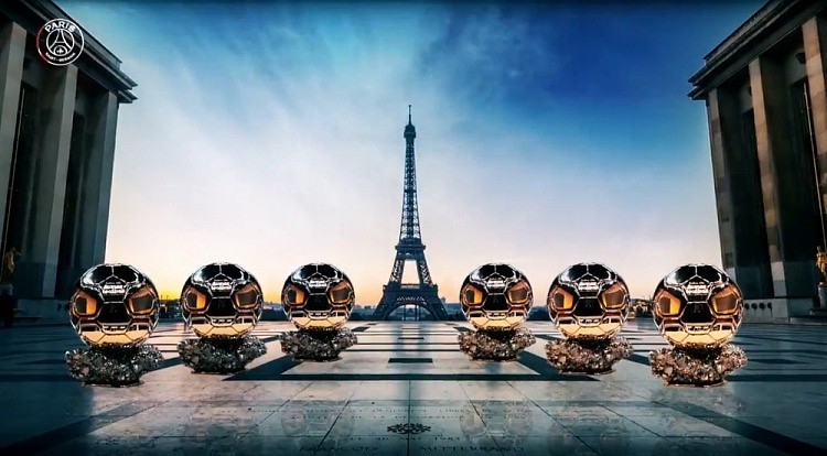 巴黎官方视频特写：梅西的六座金球奖杯与巴黎铁塔交相辉映 - 1