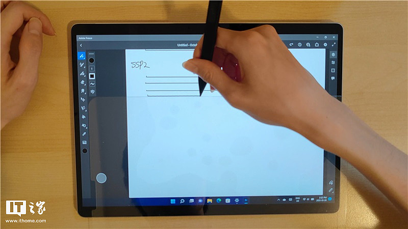 Surface Pro 8 新一代触控笔深度评测：科学阐述 Surface 触控笔的逆袭 - 3