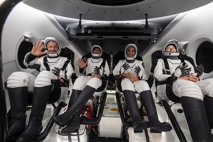 Crew-3-Astronauts-Inside-SpaceX-Crew-Dragon-Endurance-After-Splashdown-scaled.jpg