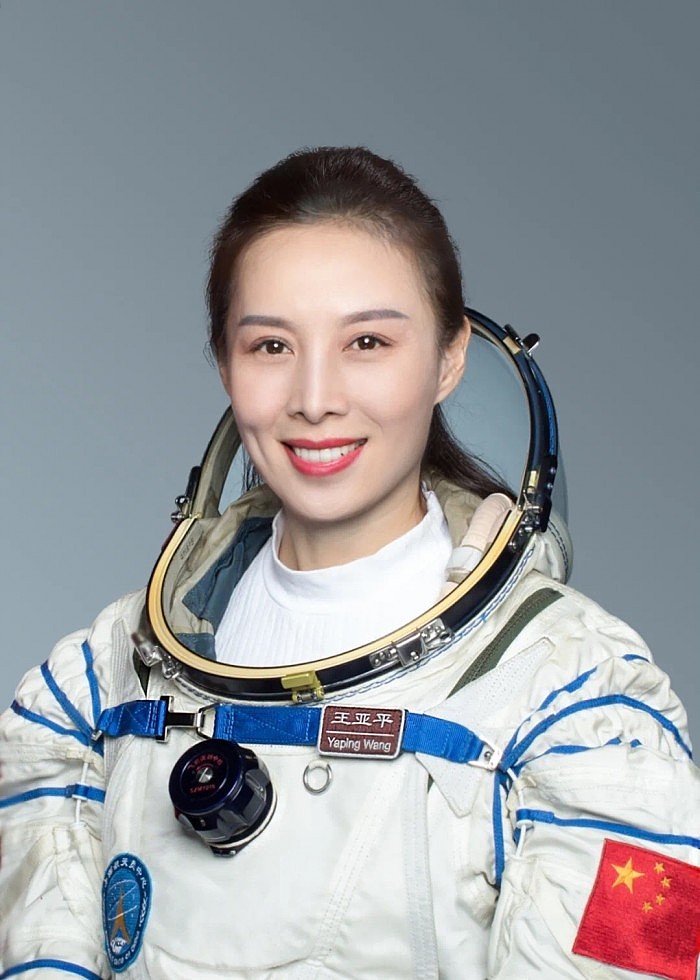 女航天员王亚平在空间站拍摄的地球首次曝光 - 7