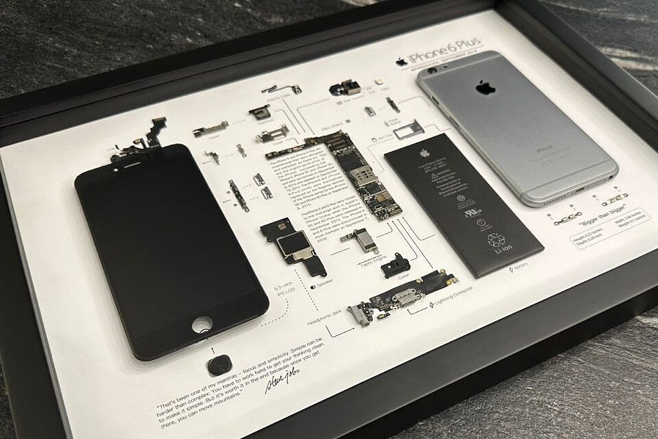 换种角度欣赏 iPhone 6 Plus，工作室 Grid Studio 推出该机型拆解艺术相框 - 3