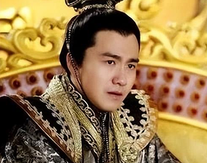 中国历史上最窝囊的傀儡皇帝是谁？被臣子殴打还要奖赏他 - 1