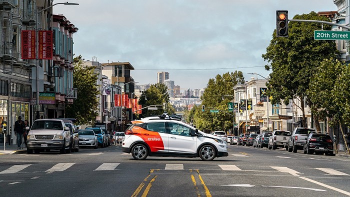 自动驾驶测试车2021年在加州行驶640万公里 创新纪录 - 1