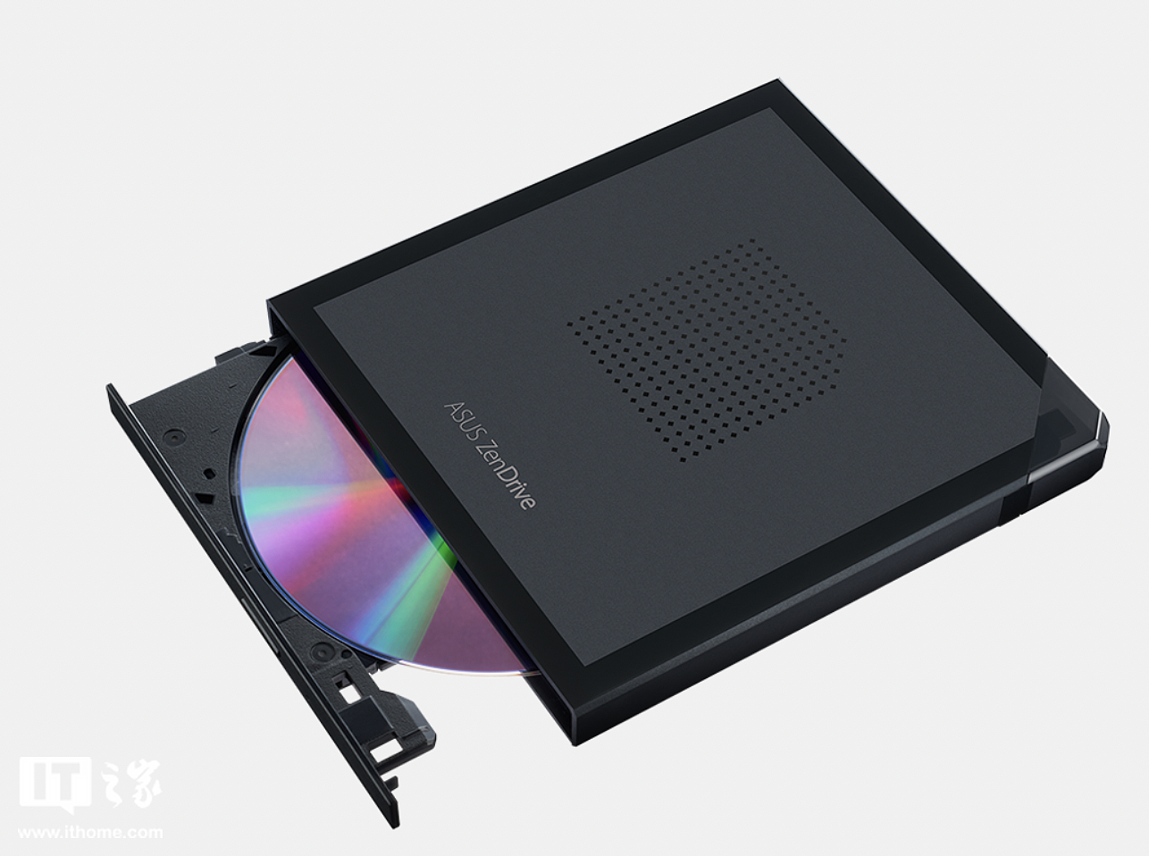 华硕推出新款外接式 DVD 光驱：内置 USB-C 伸缩收纳线，239 元 - 1