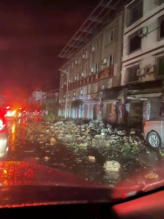 四川泸县6.0级地震已致3死146伤：遇难过程还原 - 8