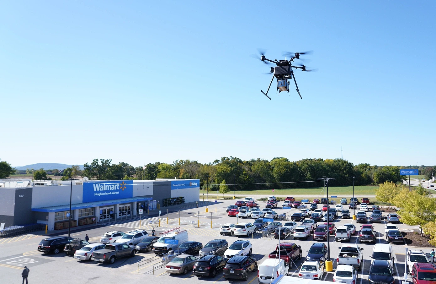 Walmart-Farmington-AR-DroneUp-Delivery-Hub.webp