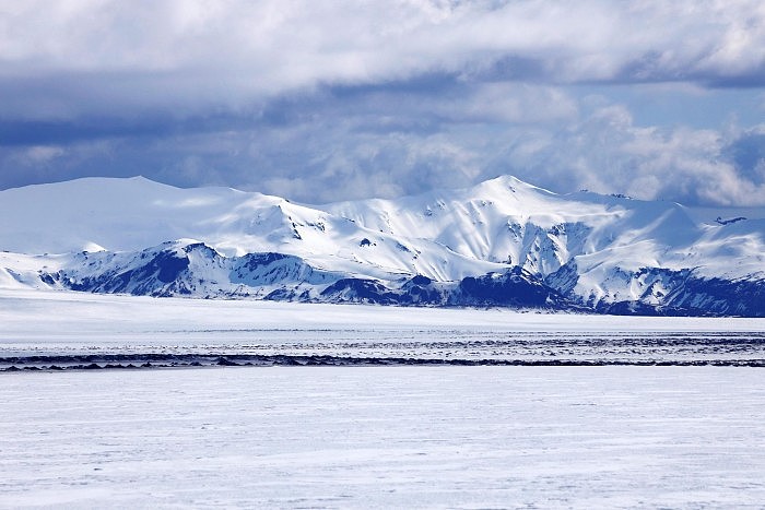 冰岛附近海洋冷水区域可能使冰川融化减缓到2050年 - 1