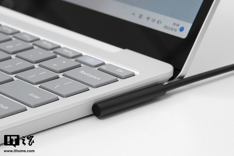 【IT之家开箱】微软 Surface Laptop Go 2 亮铂金图赏 - 13