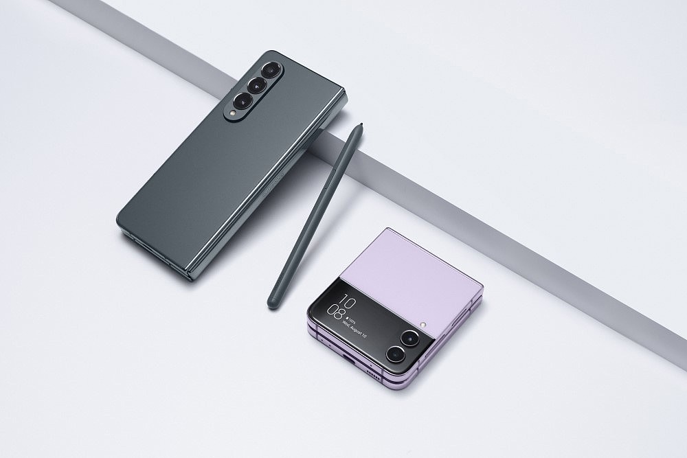 三星 Galaxy Z Fold 5 / Z Flip 5 手机电池曝光：配有拉片，降低更换难度 - 1