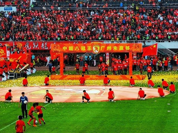 带来深远影响的广州足球：12年后来到岔路口！郑智和球队请加油 - 11