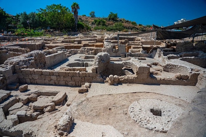 考古学家在以色列亚夫纳遗址发现中世纪葡萄酒厂废墟 - 2
