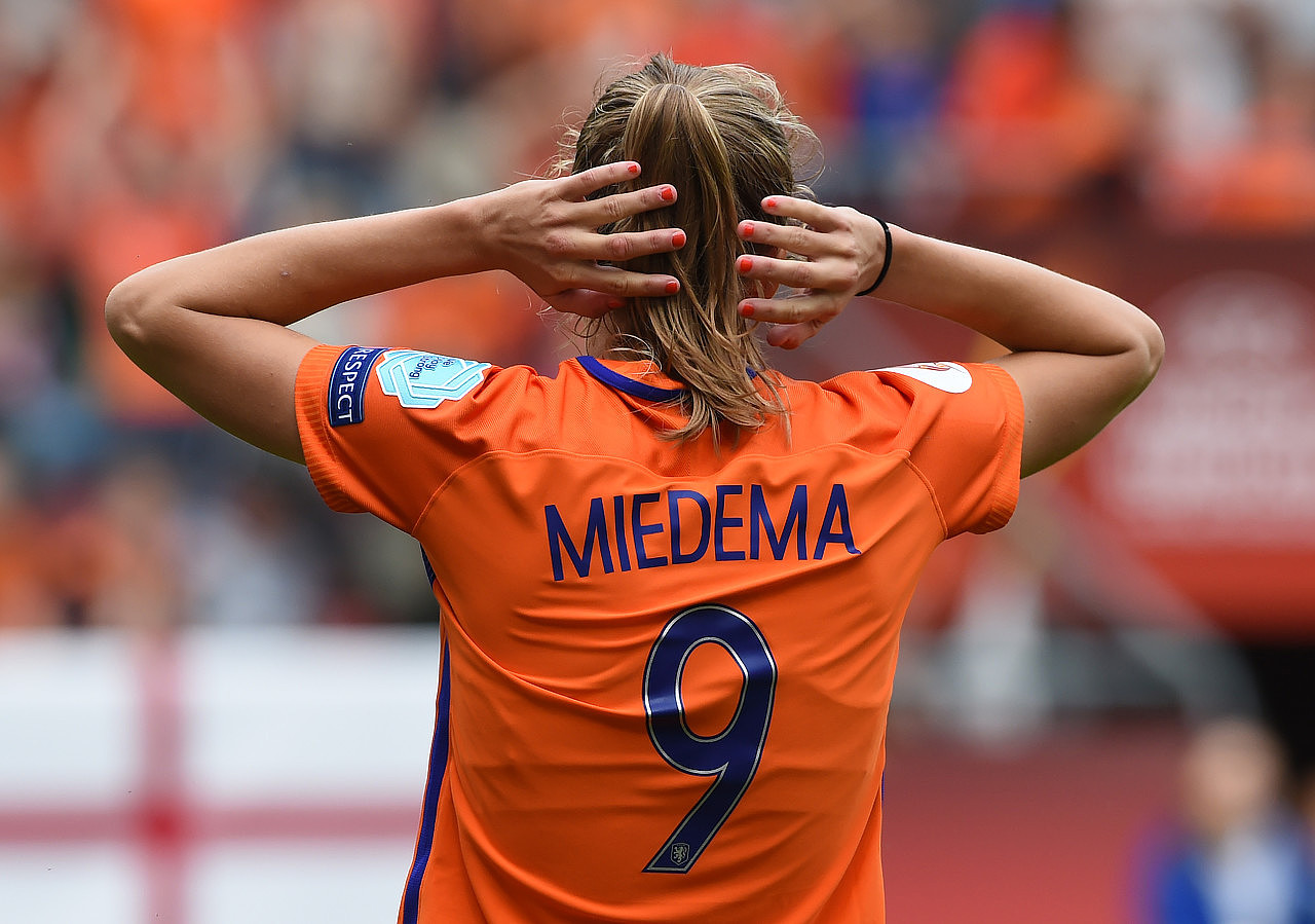 飒！荷兰女足前锋米德玛已打进8球，创奥运会单届赛事进球纪录 - 1