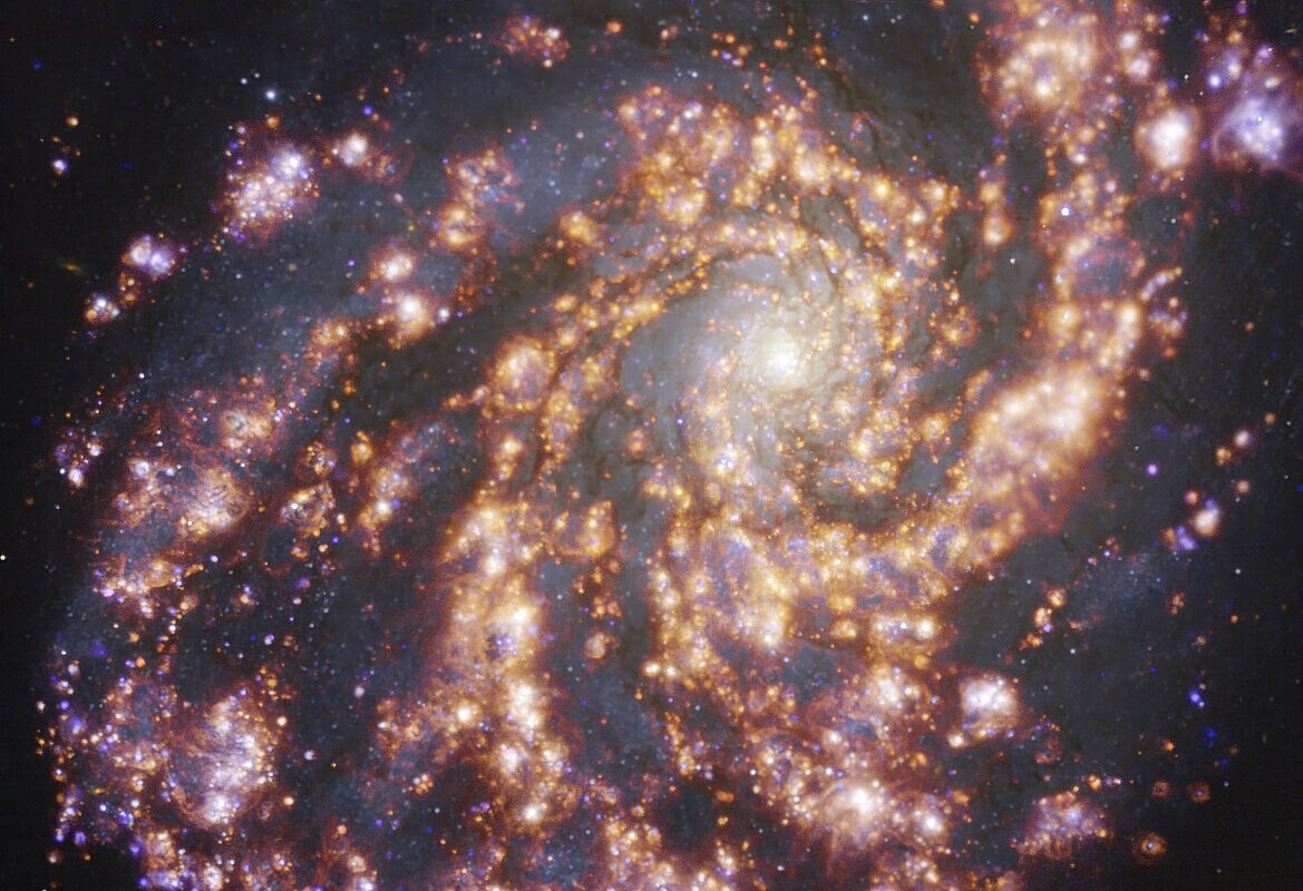 2021年最佳太空照片：从闪亮的星域到雄伟的星云 - 19