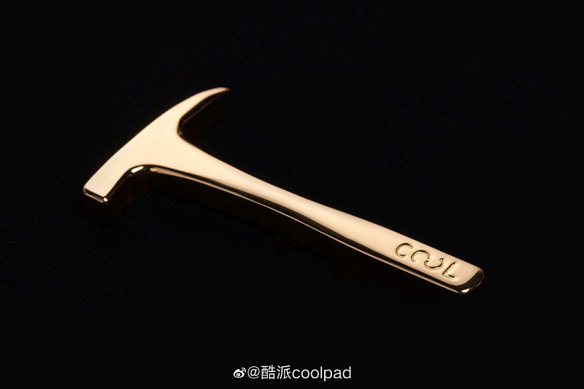 酷派公布 COOL 20 Pro 新品发布会邀请函：一柄锤子，“锤出一派新机” - 2