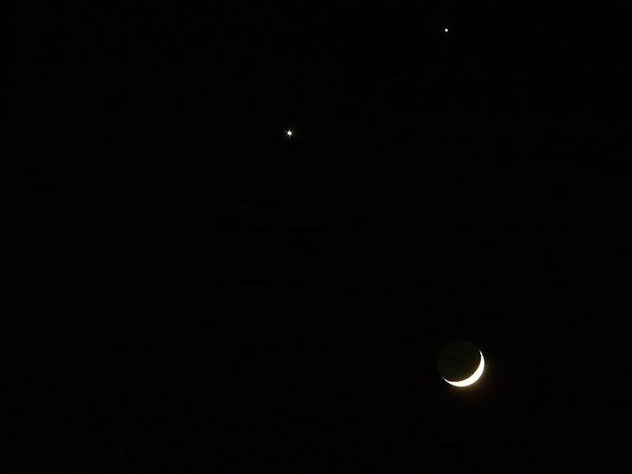 800px-Lune-Venus-Jupiter.jpg