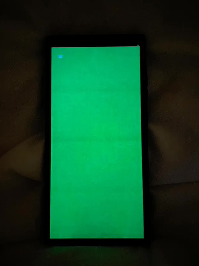 三星 Galaxy S24 系列手机屏幕再出问题，用户吐槽“颗粒感”和“横向条纹” - 5