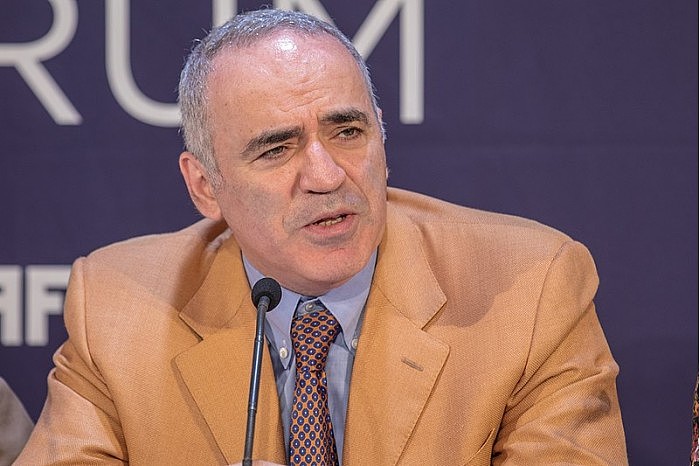 Garry_Kasparov_(103228).jpg