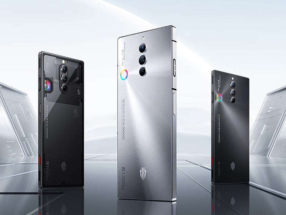 红魔 8S Pro + 手机 24GB+1TB 氘锋透明版上架，售 7499 元 - 2