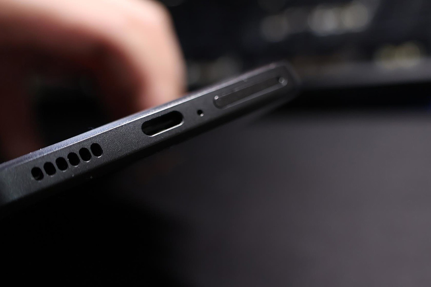 HTC U23 Pro 手机确认 5 月 18 日发布：真机外观已曝光，搭载骁龙 7 Gen 1 - 8