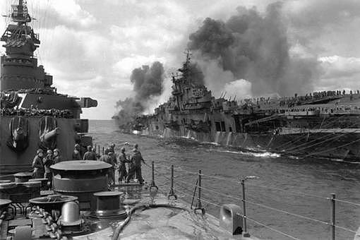 1945年富兰克林号航母受损多严重 - 3