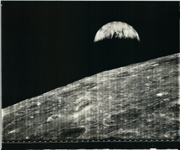 人类在月球第一张照片“地出”即将出售 预计价格20万美元 - 1