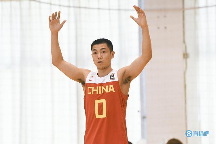 新民晚报：中国篮协惹争议 就因为这份出人意料的奥运名单 - 3