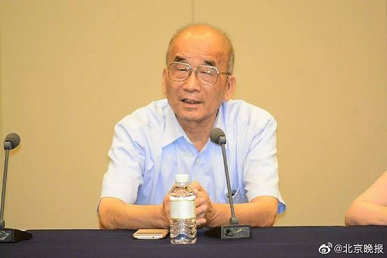 《珠穆朗玛》词作者李幼容去世 享年85岁