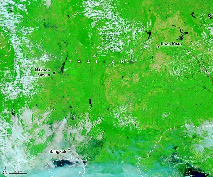 新卫星图展示泰国季风洪水所带来的巨大影响 - 1