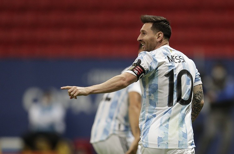 唐佳丽关注阿根廷晋级美洲杯决赛：梦想总会实现，早晚都会 - 1