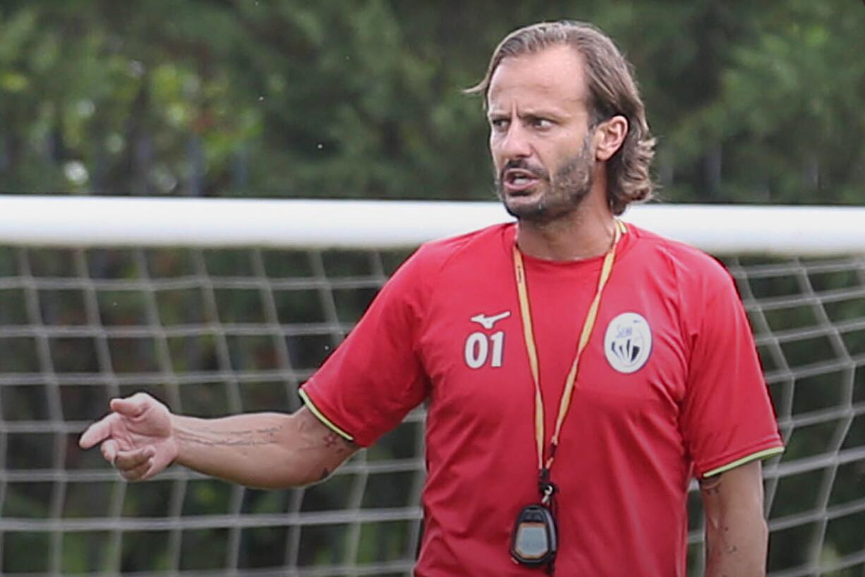 官方：31岁前锋帕洛斯基加盟意丙锡耶纳 主教练为吉拉迪诺 - 2