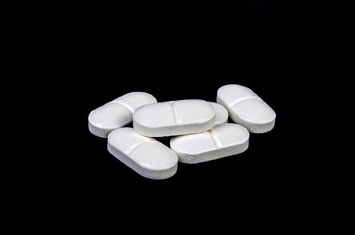 paracetamol_medication_pills_black_anti_doctor_close_up_aspirin-1341359.jpg!d.jpg