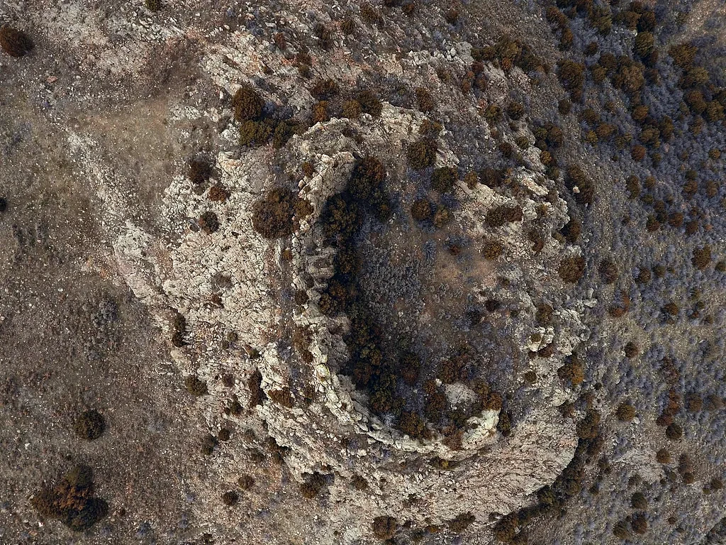 深入调查后发现怀俄明州陨石坑是二次撞击产生的 - 2